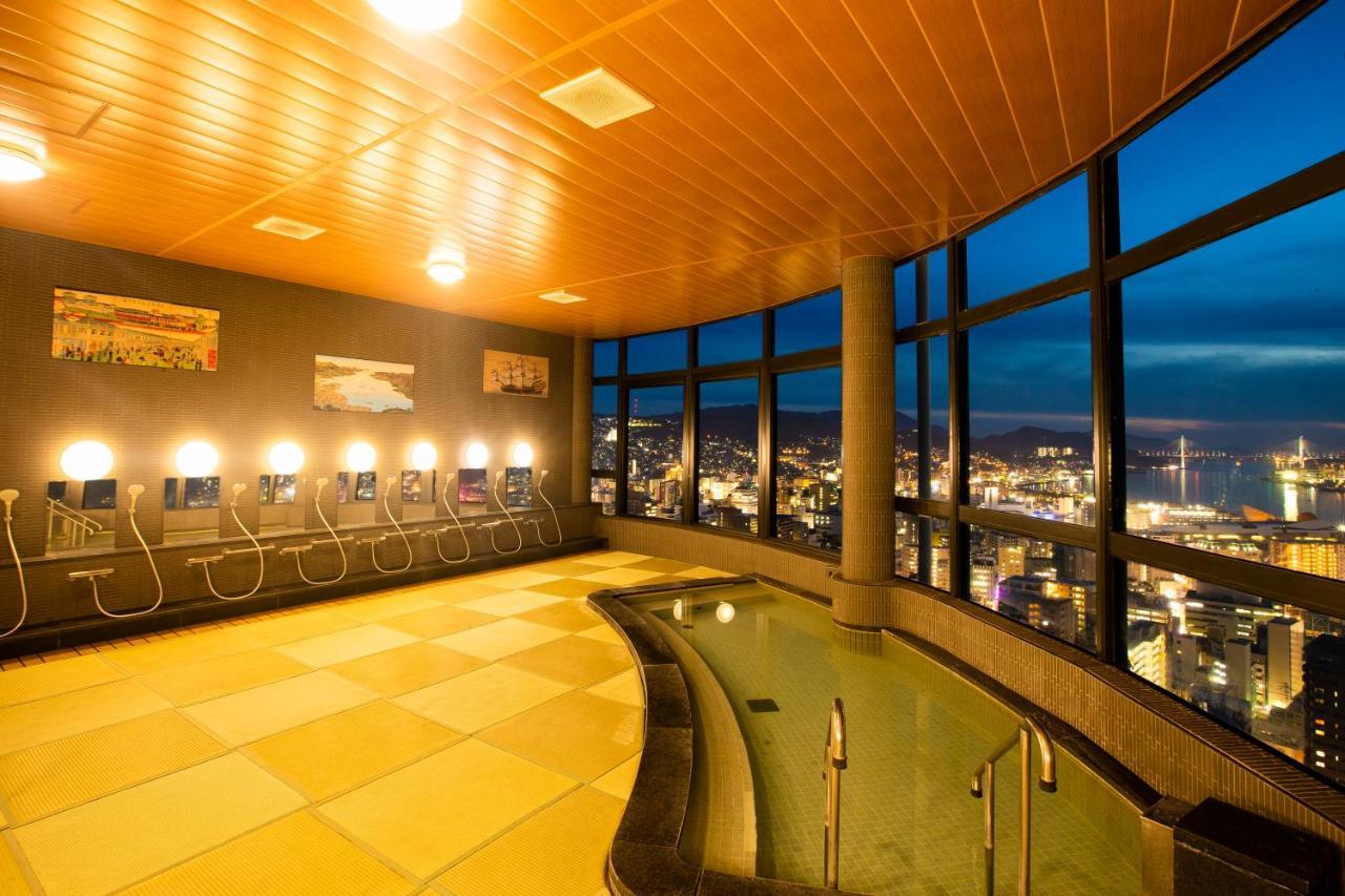 Hotel Нагасаки Экстерьер фото